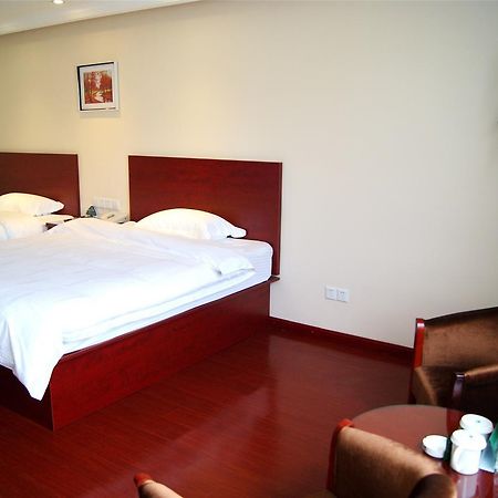 Greentree Inn High Tech Changzhi Road Subway Station Business Hotel Taiyuan  Exterior foto